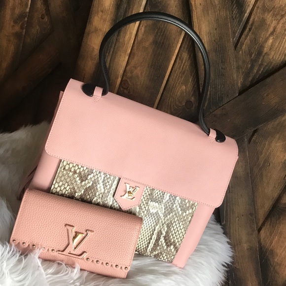Louis Vuitton Handbags - Trade❤️Louis Vuitton Python lockme purse bag